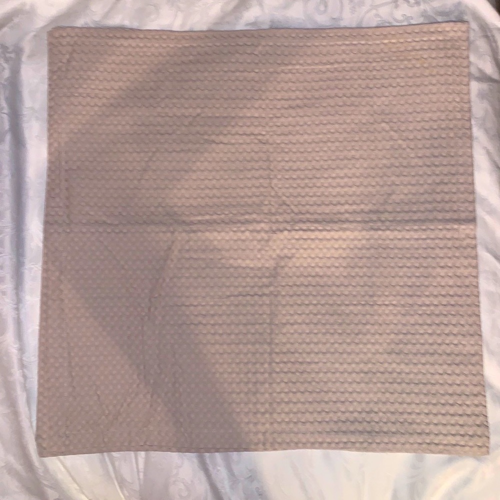 Pair of Big Square Pillow Shams 28 X 28, JC Penney s